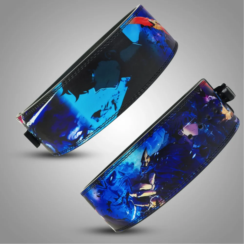 Solo Leveling weightlifting belt featuring Sung Jin-Woo artwork with glowing blue effects and black lever buckle.